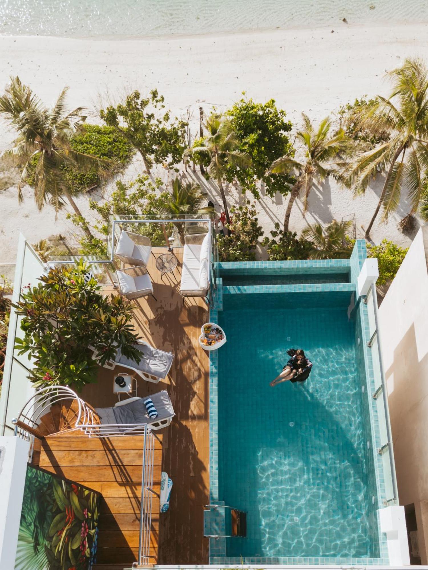 Blue Sky Beach Hulhumalé Exterior foto
